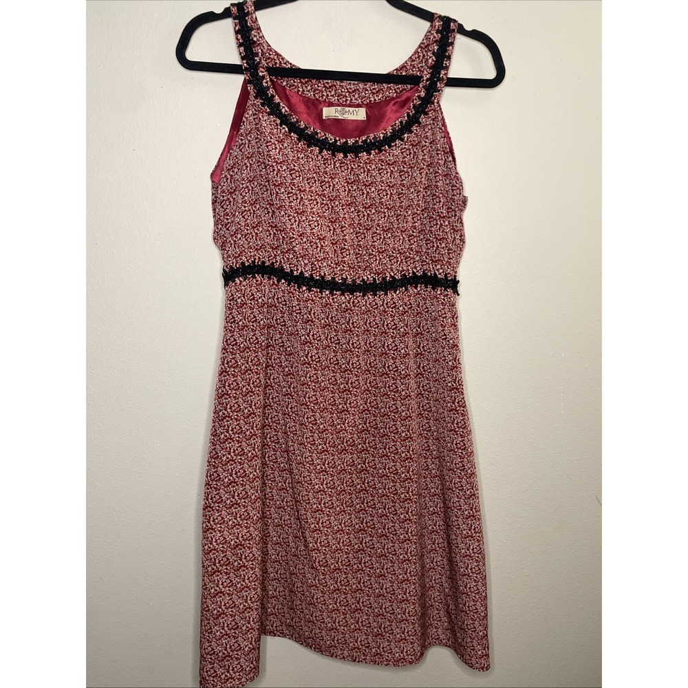 Romy Red Floral Fit & Flare Dress Womens M Sleeveless Lace Trim Knee Length